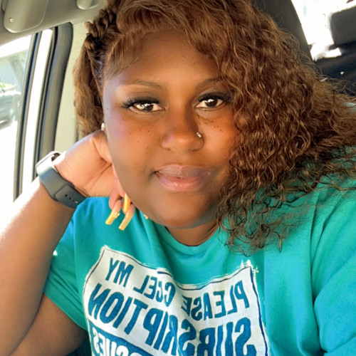 Monique b.