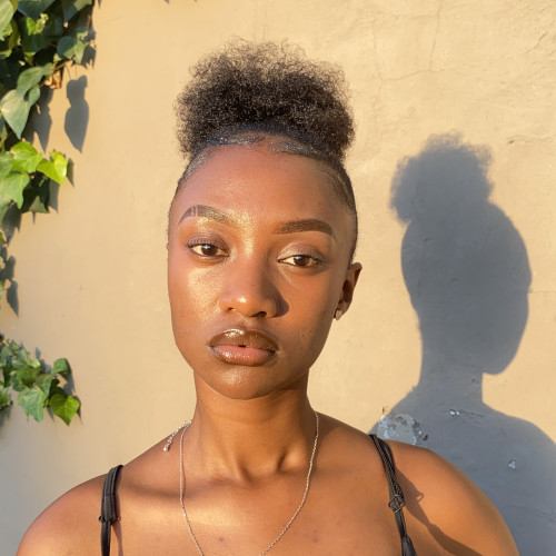 Ayanda M.
