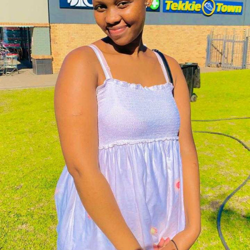 Ayanda g.