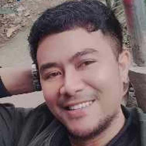 Khen T.