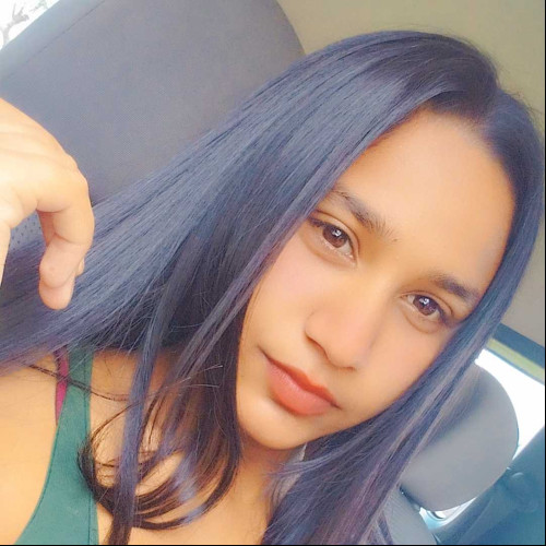 Bella R.