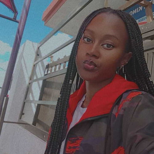 Ayanda S.