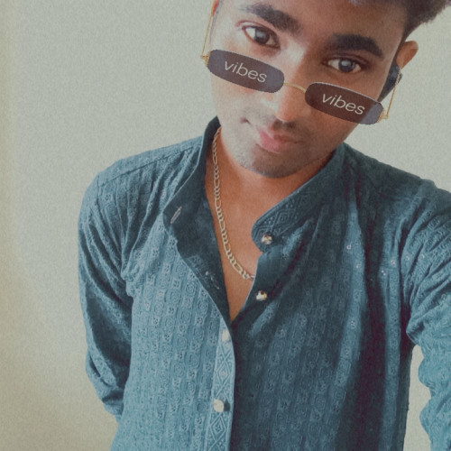 Abhi R.