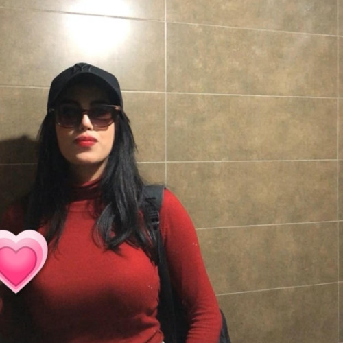 Yassmine Y.