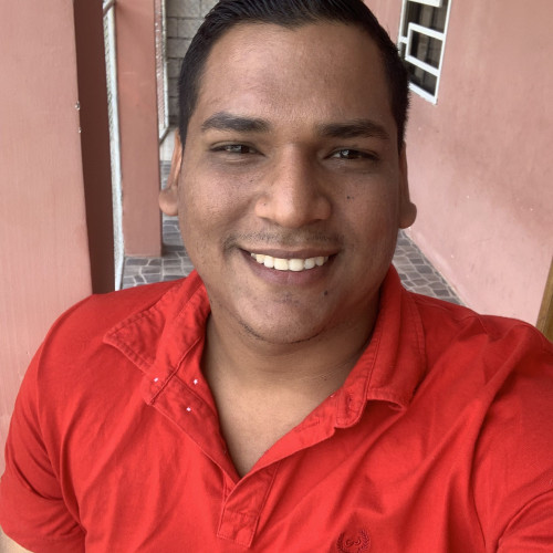 Maikol R.
