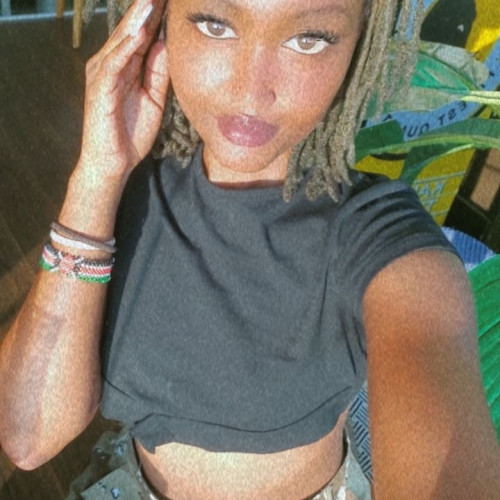 Nyambura K.