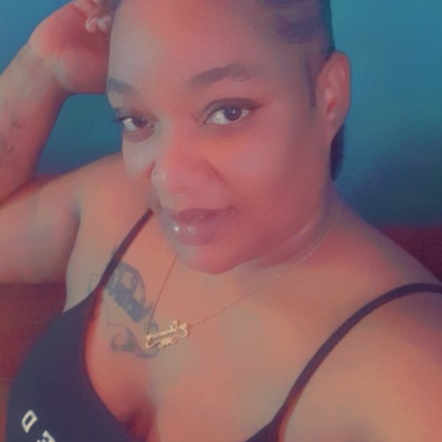 Johnisha T.