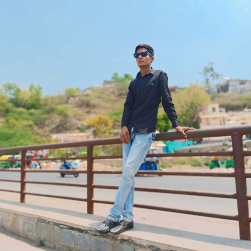 Zaif B.