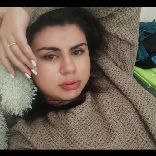 Estefanie A.