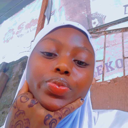 Aishat o.