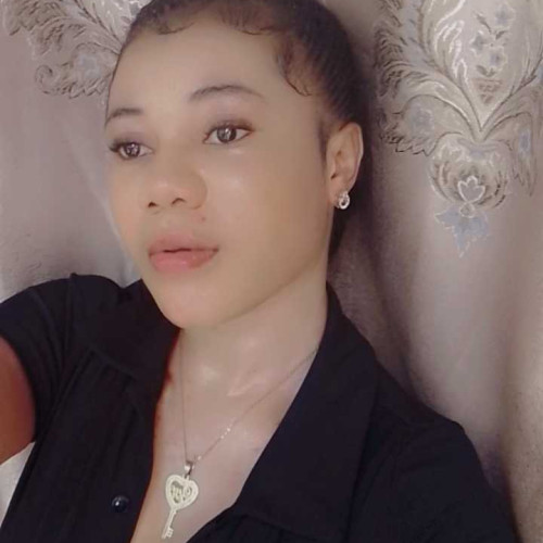 Queen R.