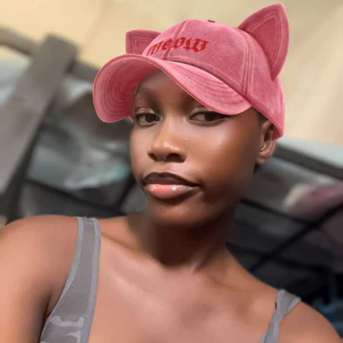 kryssie b.