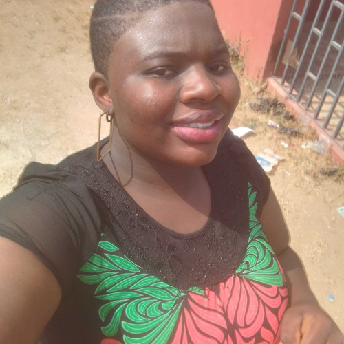 Seyi N.