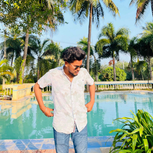 VAMSI R.
