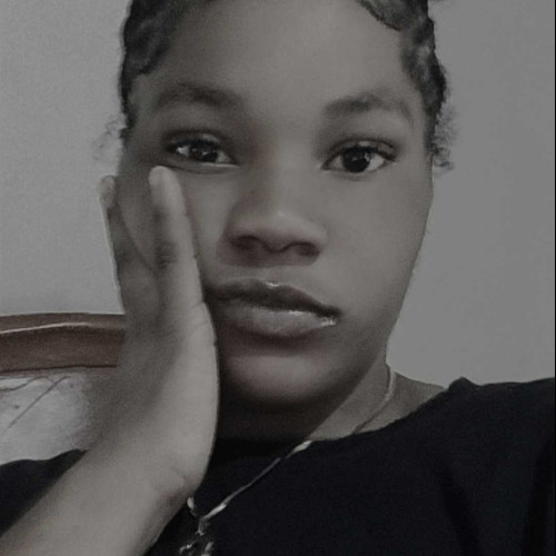lizzy R.