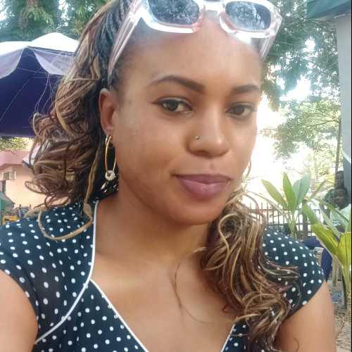 Amina S.