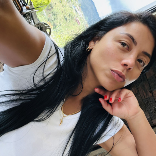 Bibiana L.