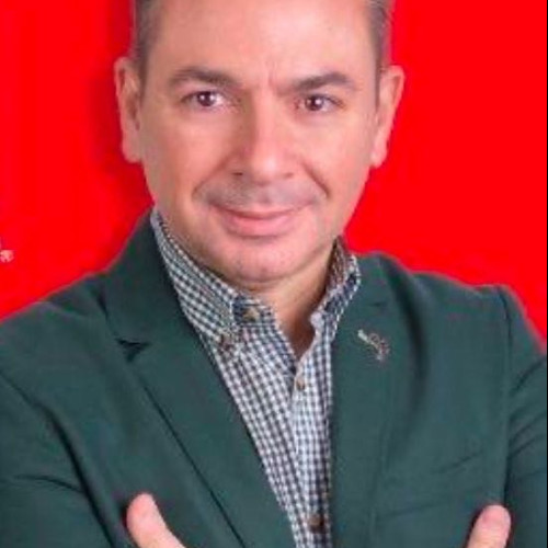 Manu L.