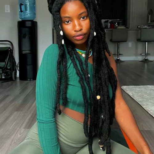 Taliya D.