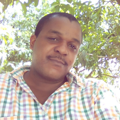 Mauricio J.