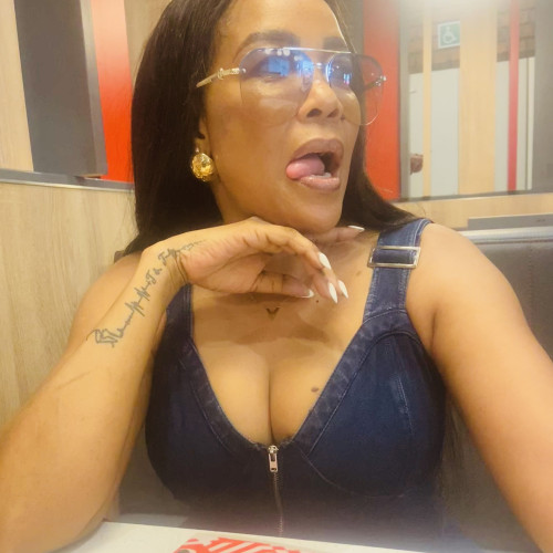 mamiki R.