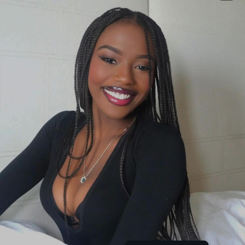 Raqelle B.