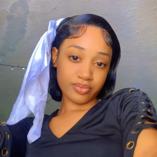 Akelia C.