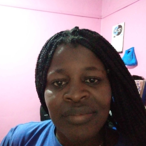 Naomie W.