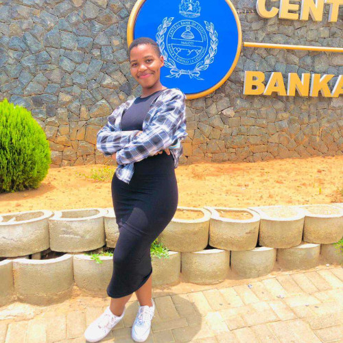 thandiwe m.