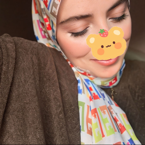 Hassna A.