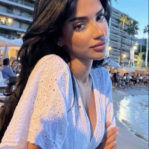 Lisa B.