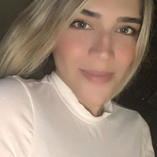 Ivanna R.