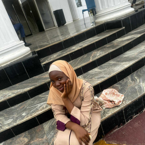 ayomide f.