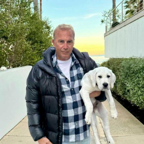 Kevin COSTNER C.
