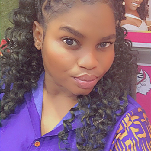 Suzzy A.